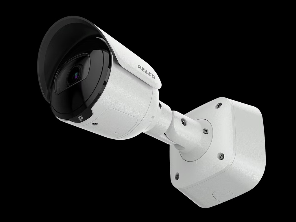Pelco Sarix Enhanced 4P - Bullet Camera (8MP, 31x Zoom)